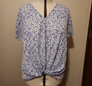 Floral V-Neck Blouse